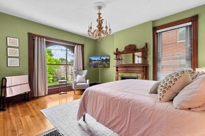 4 habitaciones, tabla de planchar con plancha y wifi gratis 