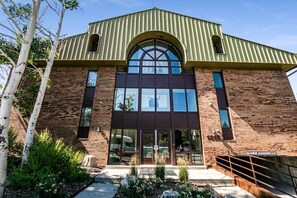 Exterior - Central Location • Walk to Lifts • Hot Tub • Sauna (Park City)
