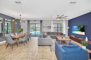 Interior - Luxury 9BR Villa/ Themed Rooms/ Private Pool/ Game room (Davenport)