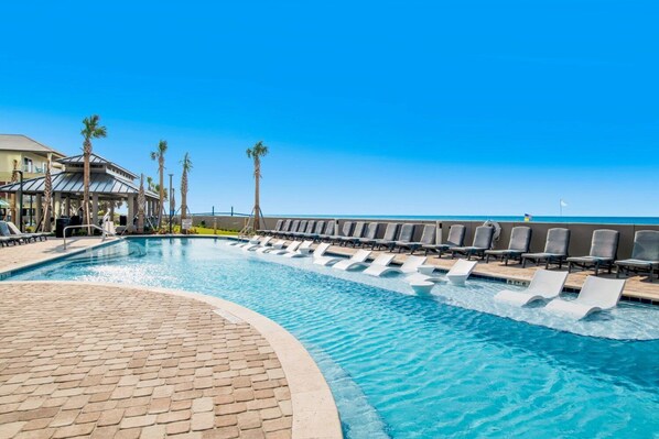 Piscine couverte, piscine chauffée