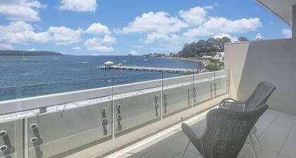 Spacious Modern Apartment in Batemans Bay
