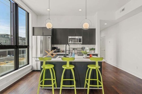 King Beds - Balcony - Gym - Close to The Met