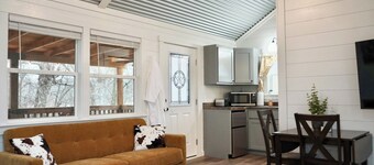 NEW! Private 4-Acre Cabin: Hot Tub & King Bed near Lake Murray & Casinos. Clean!