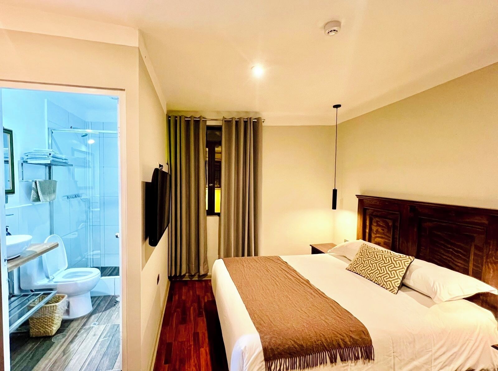 Superior Double Room | In-room safe, blackout drapes, soundproofing, free WiFi