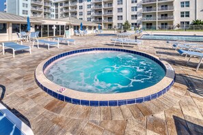 A heated pool - 🌊Coastal Getaway with Ocean Views, Balcony, Pools, and Walkable Location / SCG317 🌊 (New Smyrna Beach)