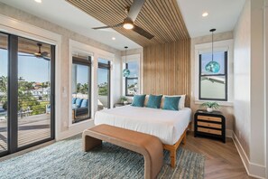 4 bedrooms, iron/ironing board, WiFi, bed sheets - Golf Cart, Canal Home, Bimini Sunrise by SeaBreeze Vacation (Anna Maria)