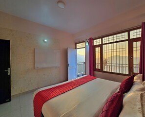 Habitació prèmium, balcó, vistes a la muntanya | Wifi gratuïta 