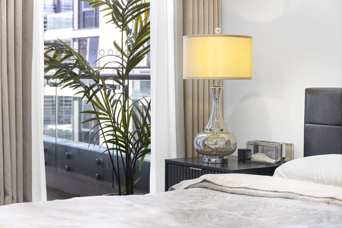 熨斗/熨衣板、WiFi、床单