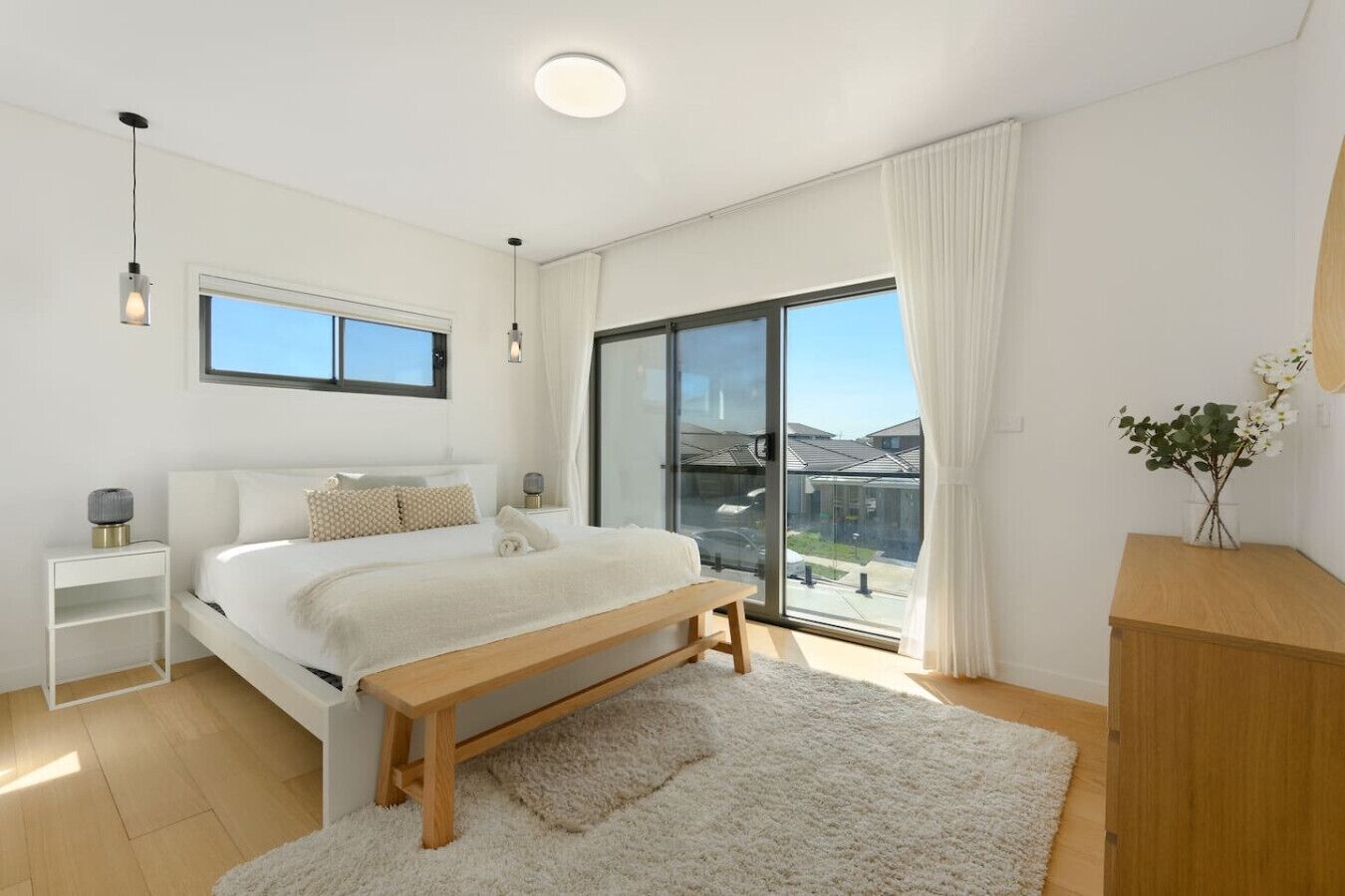 6 bedrooms, iron/ironing board, WiFi