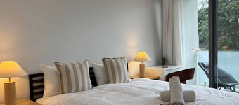 Riverwood 2-Stories 3Br  with Central AC & parking