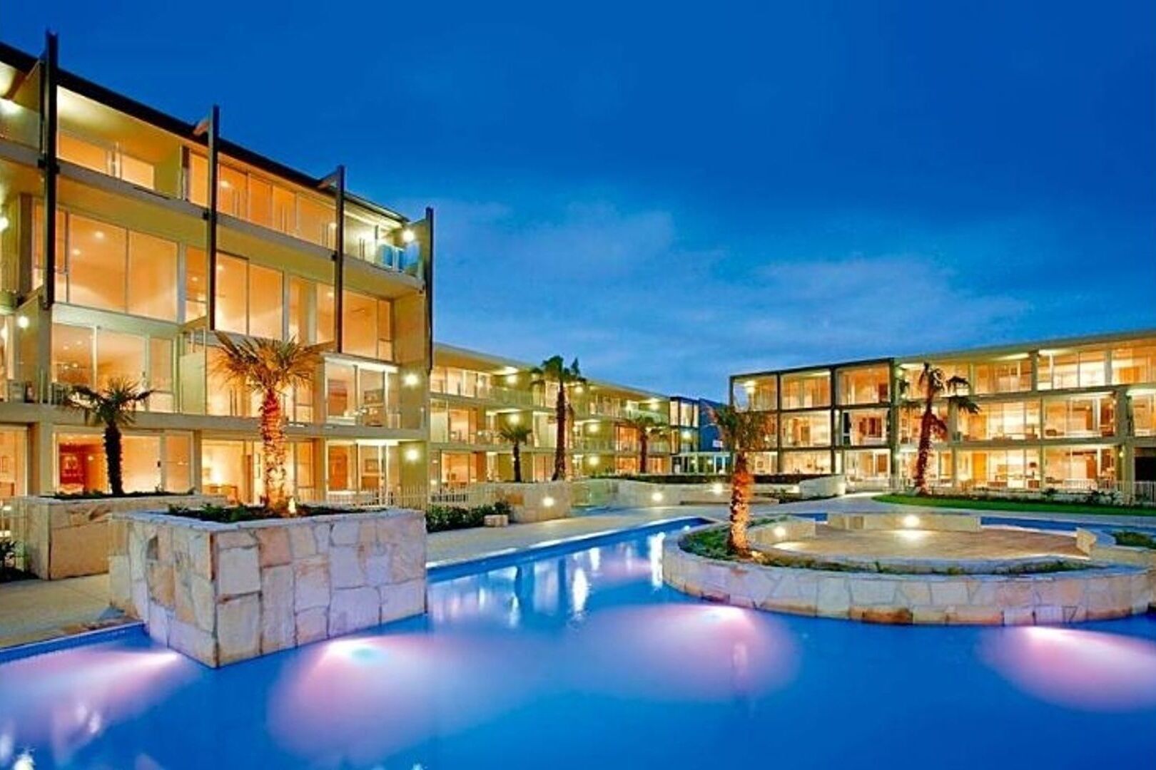 Piscina interna, piscina aquecida