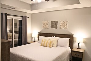 2 bedrooms, iron/ironing board, travel cot, free WiFi - 2BD/2BA Condo next to Silver Dollar City (Branson)
