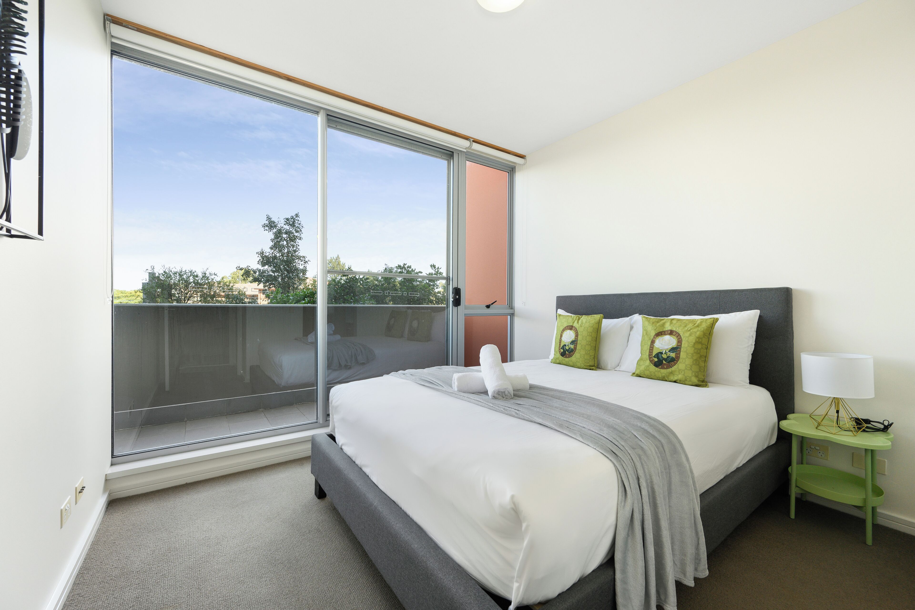 Strygejern/strygebræt, Wi-Fi, sengetøj