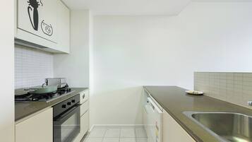 Microwave, oven, stovetop, dishwasher