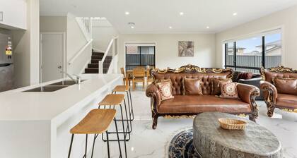 Peaceful Stay in Austral Perfect for Groups