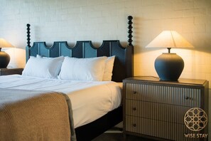 5 quartos, ferros/tábuas de passar roupa, Wi-Fi, roupa de cama