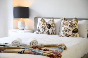 2 sovrum, skrivbord, strykjärn/strykbräda och wi-fi