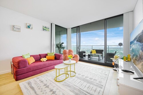 Parramatta 2br Apt Near Train Shopping Center