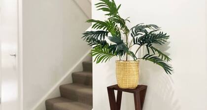 Kellyville 5Br-Closed to Shops, Parks and School