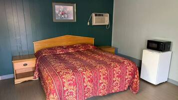 Down duvets, bed sheets