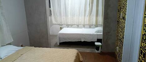 8 dormitorios, escritorio, tabla de planchar con plancha y wifi gratis