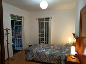 8 bedrooms, desk, iron/ironing board, free WiFi - Casa Santy Condesa Suites (Ciudad de México)