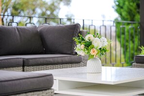 Property grounds - Collaroy 3Br with pool / Breath and Relax (Collaroy)