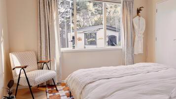 5 sovrum, strykjärn/strykbräda och internet