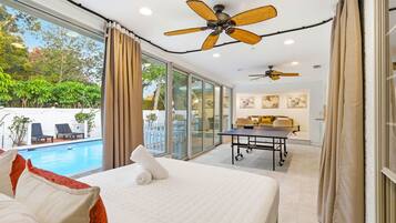 4 bedrooms, WiFi