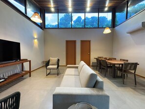 House, Garden View | Living area | 42-inch Smart TV with digital channels - Alma Maraú  (Maraú)