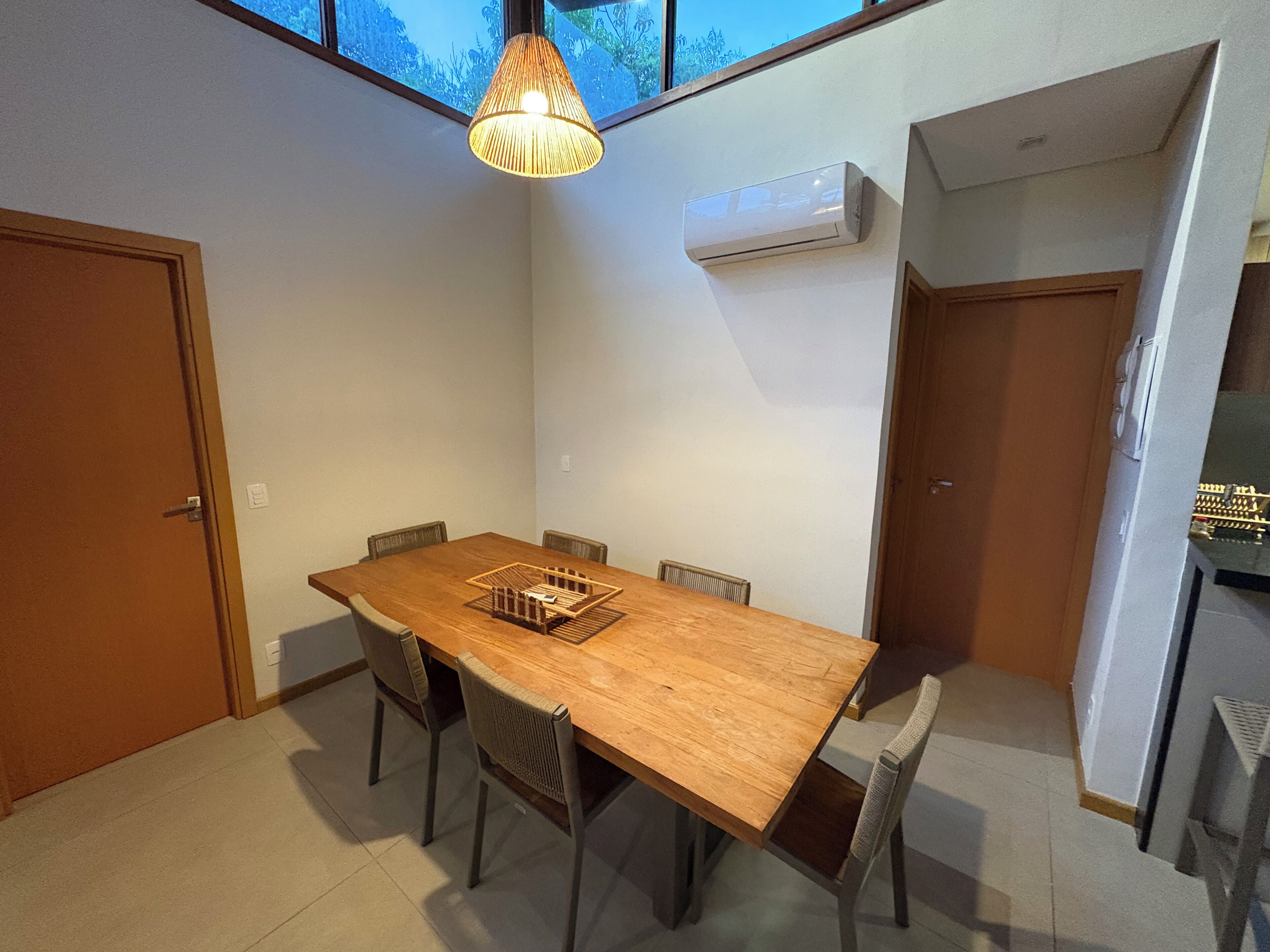 House, Garden View | Living area | 42-inch Smart TV with digital channels