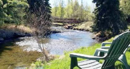 Central 2BR Anchorage Adventure Hub