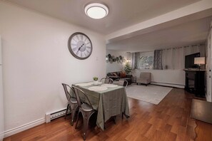 Dining - Central 2BR Anchorage Adventure Hub (Anchorage)
