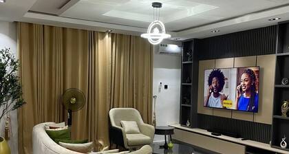 3 Bedroom En-Suite and a BQ En-Suite, Wi-Fi, Secured, 24/7 Power
