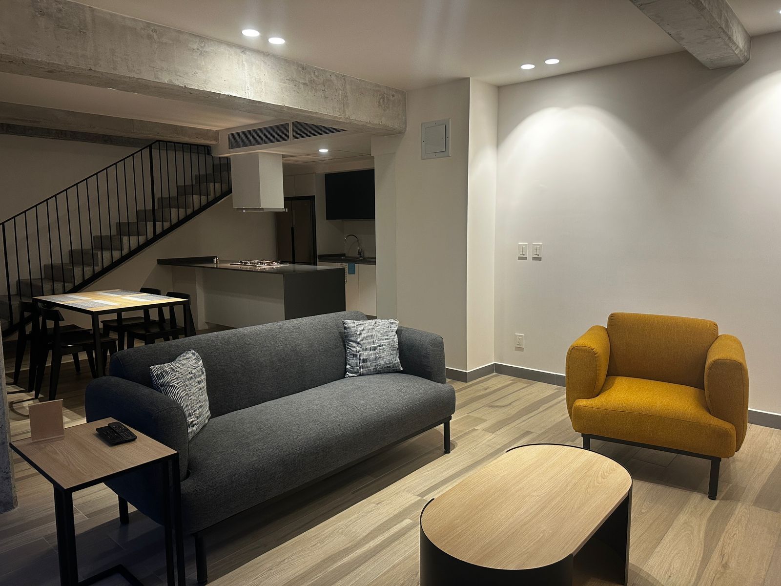 Premium Apartment, 3 Bedrooms, Kitchen, City View | Living room