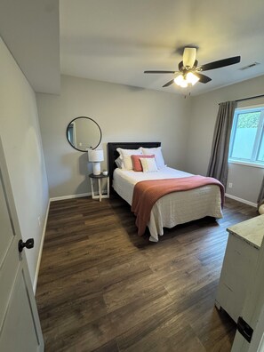 1 chambre, Wi-Fi gratuit, draps fournis