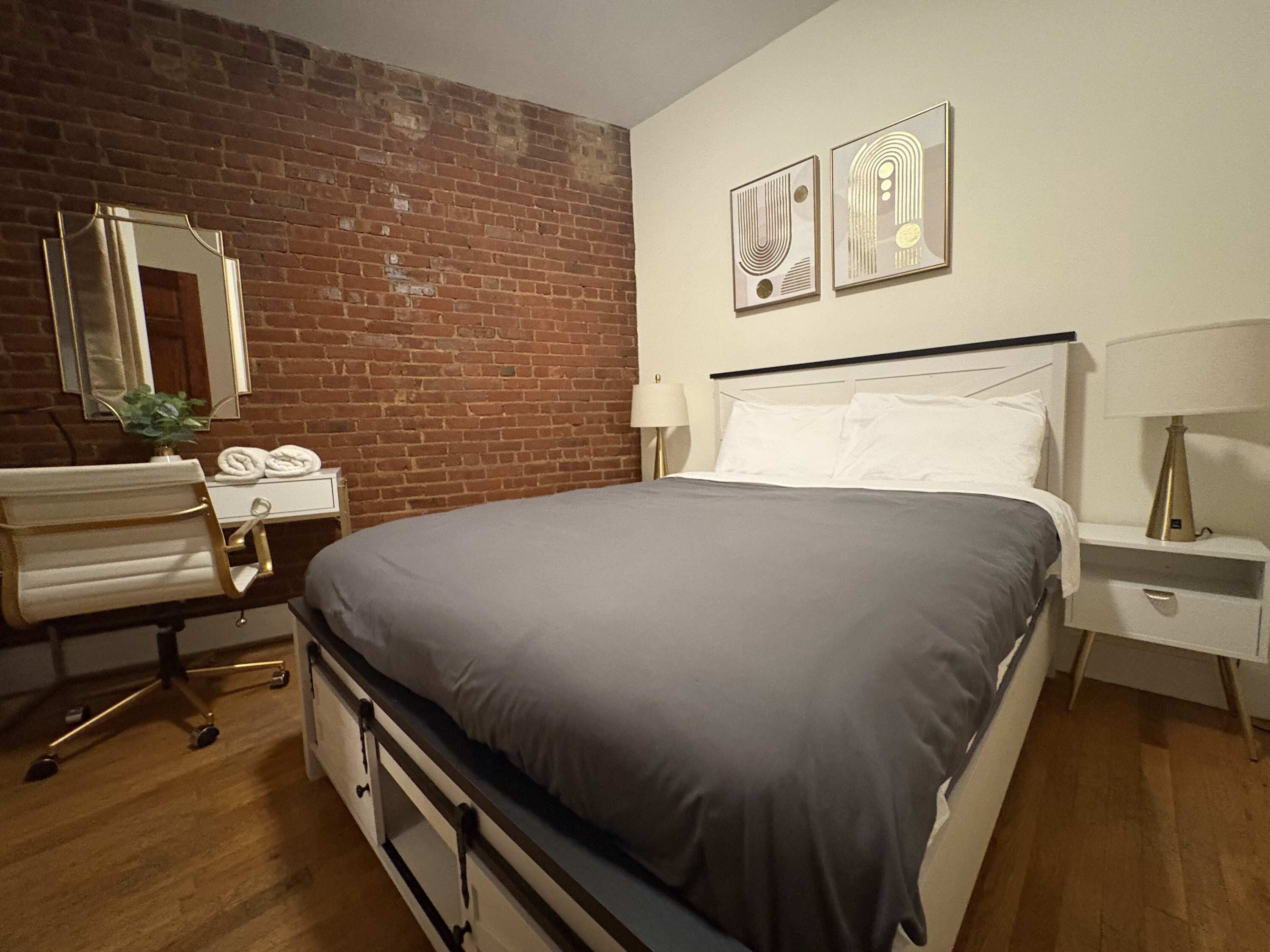 2 camere, ferro/asse da stiro, Wi-Fi gratuito, lenzuola