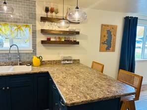 Private kitchen - 8th Street Bungalow (Polson)