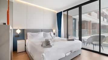 Apartment (0 Bedroom) | 1 bedroom, laptop workspace, iron/ironing board, bed sheets