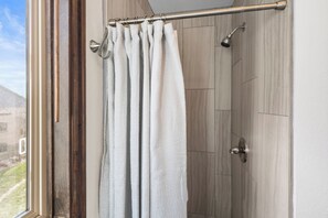 Shower, hair dryer, towels - C309 Shadow Run: *Renovated & Updated* Walk to Slopes, Pool & Hot Tubs (Steamboat Springs)