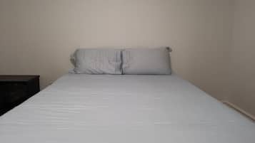 5 bedrooms, Internet, bed sheets