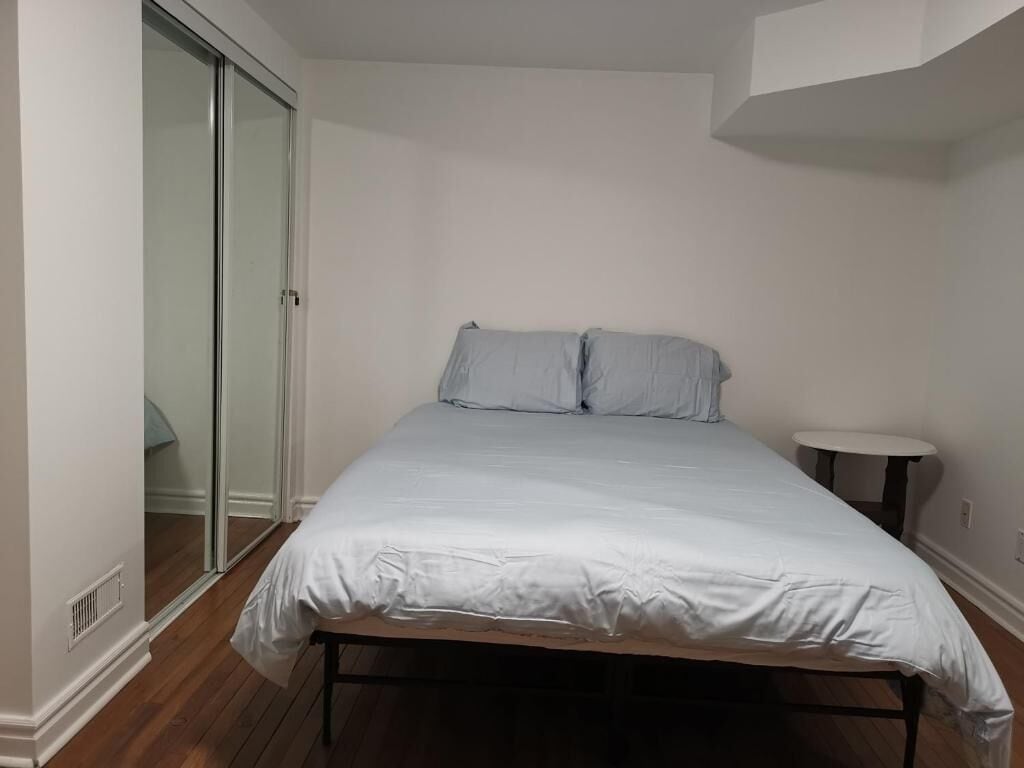 5 bedrooms, Internet, bed sheets