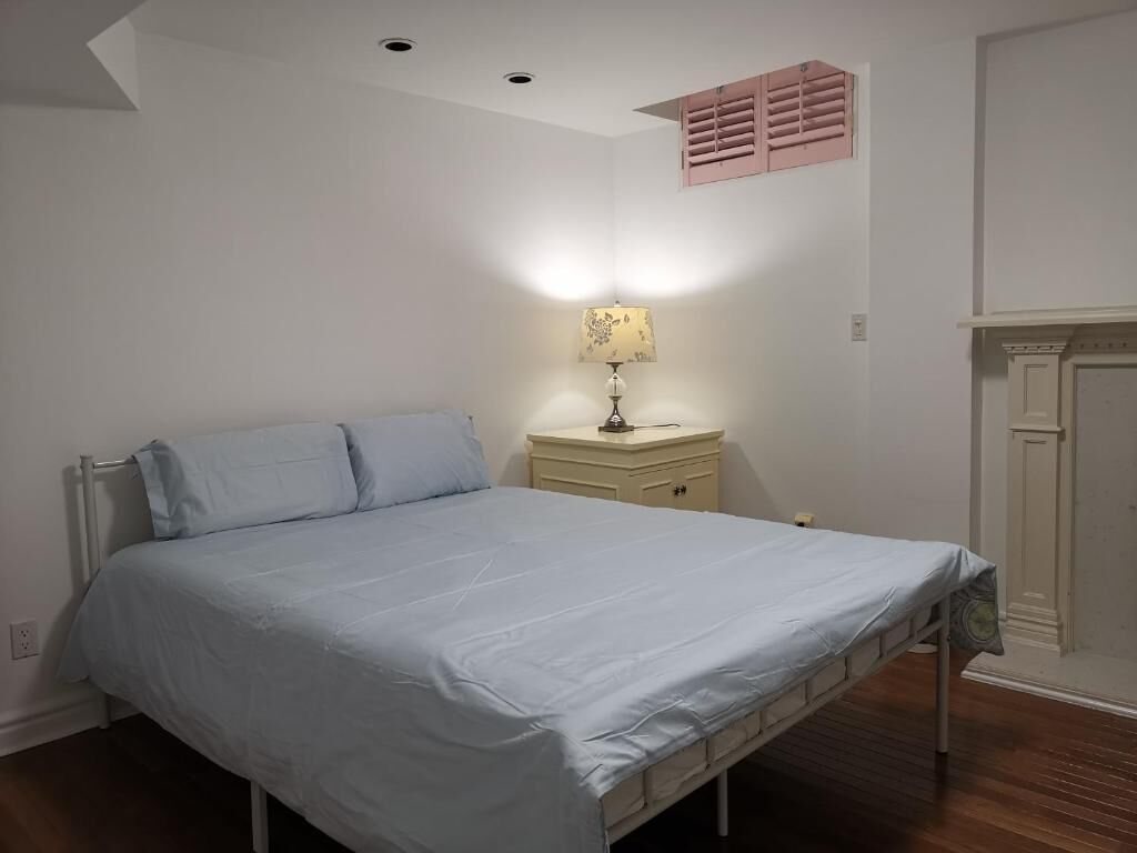 5 bedrooms, Internet, bed sheets