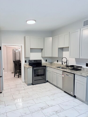 Game Day Getaway-Downtown Orlando