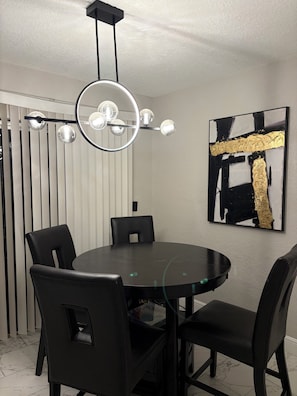 Dining - PROMO: Game Day Getaway-Downtown Orlando (Orlando)