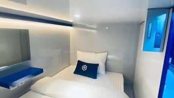 Superior Single Room | Desk, free WiFi