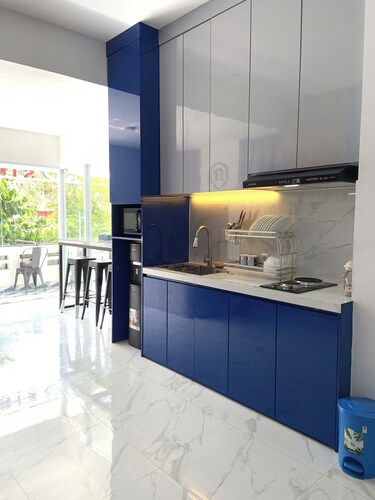 Rosalyne Sleepbox Denpasar Bali