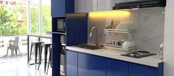 Rosalyne Sleepbox Denpasar Bali