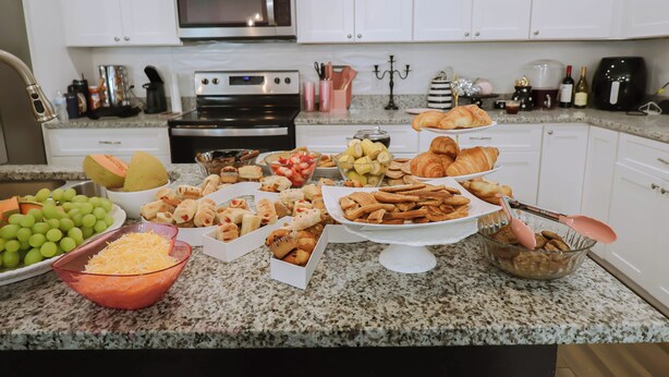 A kitchen counter with various food items and kitchen appliances. - Just minutes from River walk and downtown San Antonio, (San Antonio)