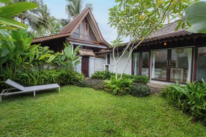 Doppelzimmer, Gartenblick | Terrasse/Patio